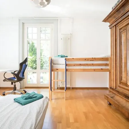Habitación en casa particular Zwei Im Jugendstilhaus Mit Garten Berna